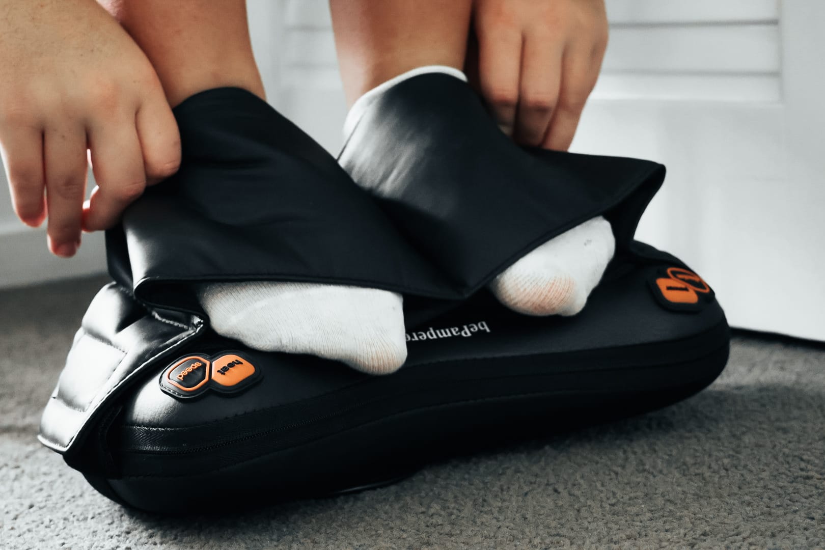 Load video: Cordless Massager
